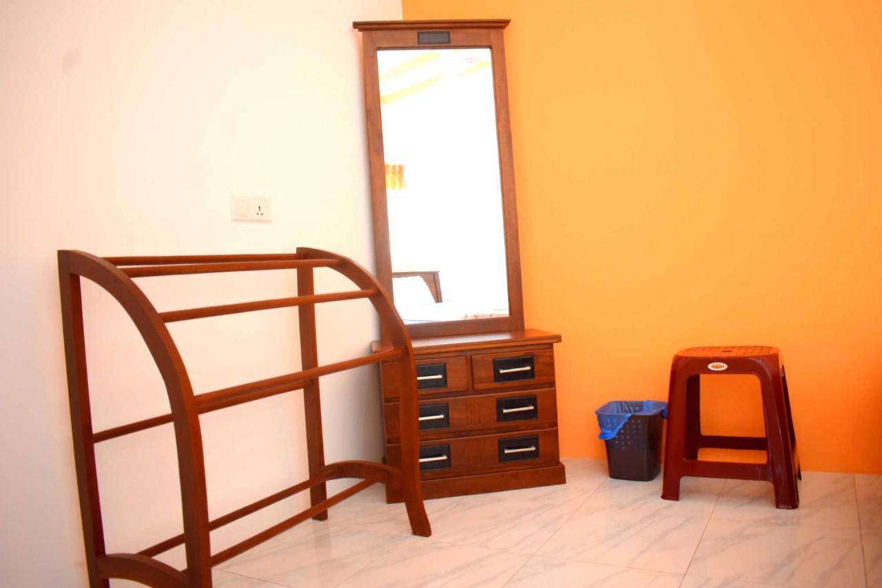 Sri Mayura Holiday Resort Kataragama Dış mekan fotoğraf